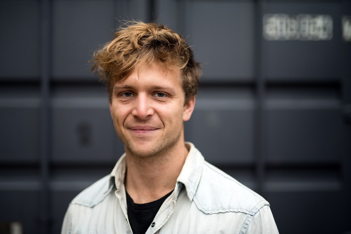 photo artiste associé